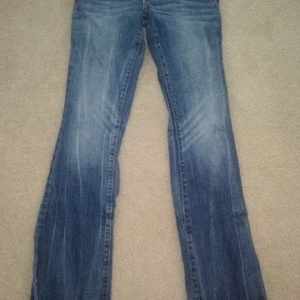 Volcom Jeans is being swapped online for free