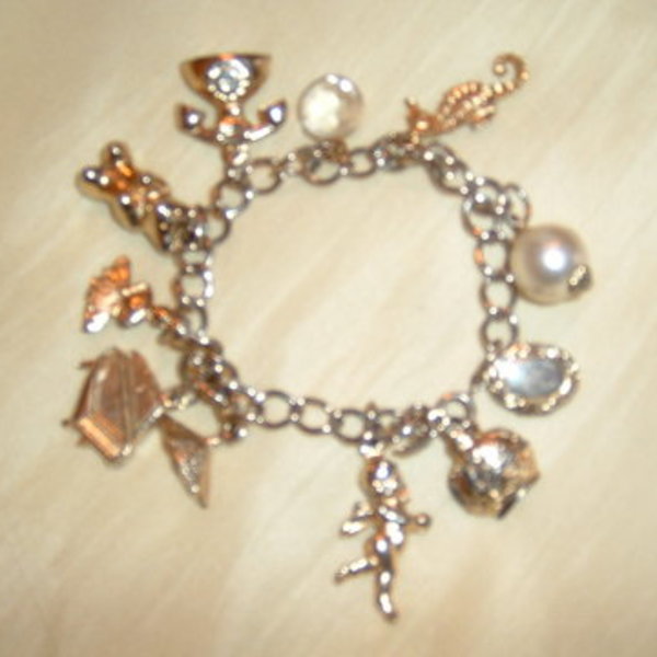 Cute Charm Bracelet is being swapped online for free