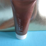 gel bronzer is being swapped online for free