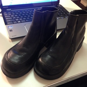 Excellent 90s Docs UK6 (8-8.5) is being swapped online for free