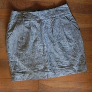 TRADED Twenty One Gray Skirt Small is being swapped online for free