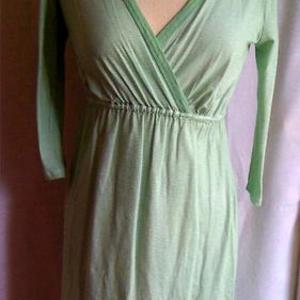 Maternity Dress is being swapped online for free