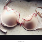 cute push-up bra A cup is being swapped online for free