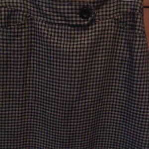 Kathy Ireland Mini Skirt is being swapped online for free