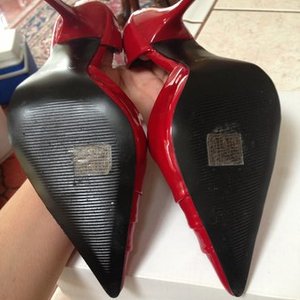 Aldo heels 39 (size 8) is being swapped online for free