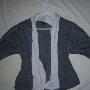 small medium sweater  is being swapped online for free