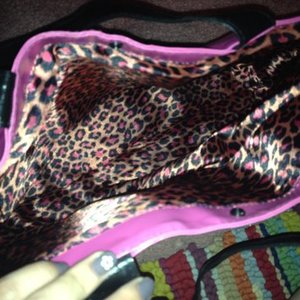 Free with trade! Bag is being swapped online for free