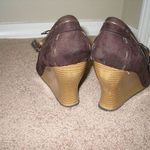 Brown Bamboo Wedges is being swapped online for free