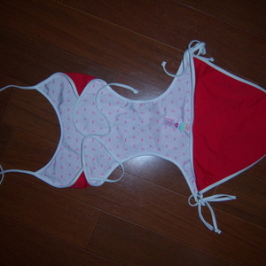 PINK victoria secret SWIMSUIT is being swapped online for free