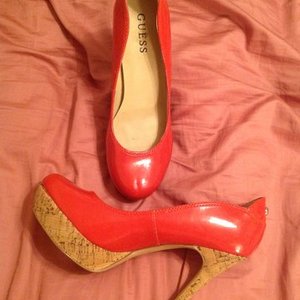 Guess Heels is being swapped online for free