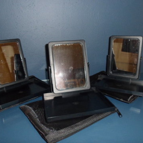 Mary Kay Mirrors & Mesh Bags is being swapped online for free