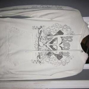 Roxy Hoodie is being swapped online for free