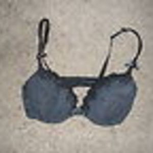 H&M Black & White Polka Dot Bra 34B is being swapped online for free