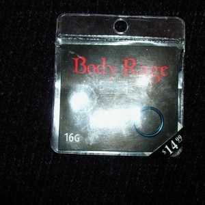 Brand new 16G Lip/Nose Hoop is being swapped online for free