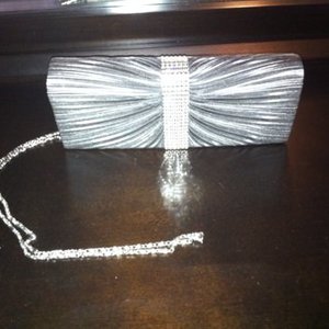 Formal Clutch is being swapped online for free