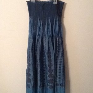 Spaghetti-strap Summer Dress is being swapped online for free