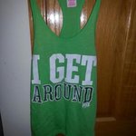 VS PINK green sleepwear tank is being swapped online for free
