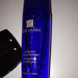 Estee Lauder Eye make up Remover is being swapped online for free