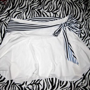 Gorgeous Skirt/ Swimsuit coverup is being swapped online for free