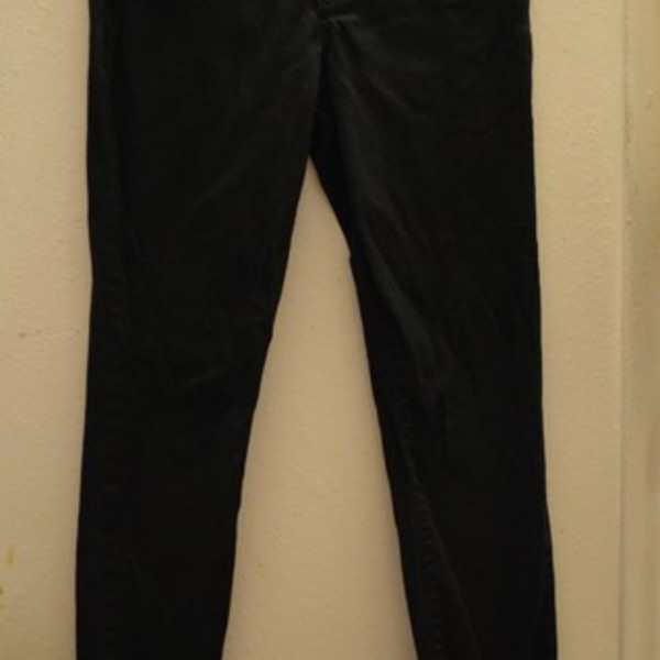 Black F21 Pants Sz. 27 is being swapped online for free