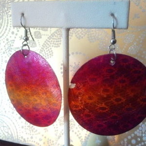 shell earrings is being swapped online for free