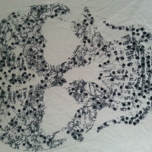 Charlotte Russe sparkle and skull crop top is being swapped online for free