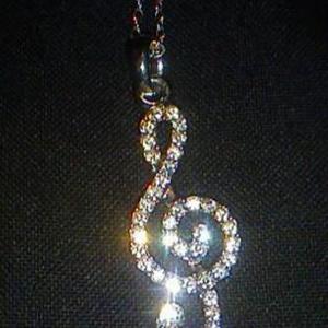 treble clef necklace is being swapped online for free