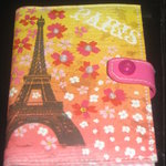 Paris Eiffel Tower Credit Card Holder is being swapped online for free