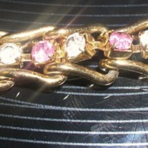 Gold Chain Bracelet  is being swapped online for free