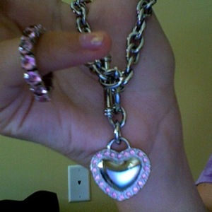 Kohls' CANDIES Ring and Heart Chain Bracelet Set! is being swapped online for free
