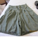 Green Hiking Shorts is being swapped online for free