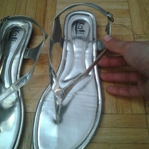 silver summer sandels is being swapped online for free