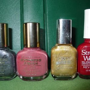 1.Maybelline express finish 'industrial gray' 2.Maybelline express finish 'truly mauve' 3.Orly 'gold' 4.Revlon strongwear 'velour' is being swapped online for free