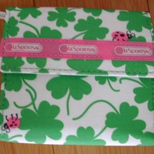 *LeSportSac Wallet is being swapped online for free