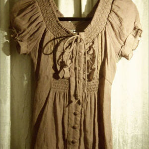 Small Brown Top is being swapped online for free