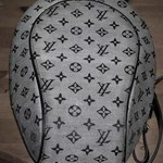 Louis Vuitton Replica Backbag bag is being swapped online for free