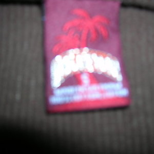 Hollister Top is being swapped online for free