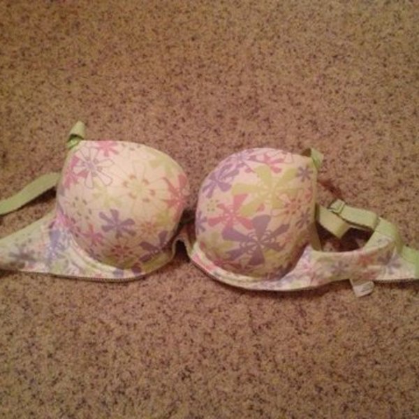 30DD Freya Bra is being swapped online for free