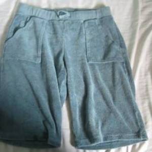 Juicy couture sweats is being swapped online for free