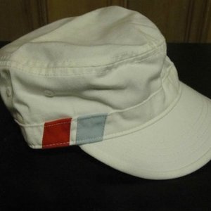 Alternative Apparel White Hat is being swapped online for free