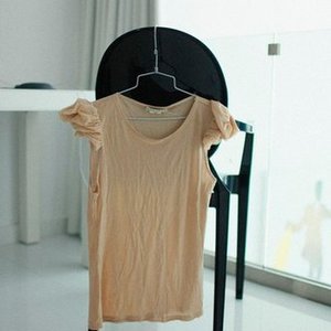 Alice & Olivia Top is being swapped online for free