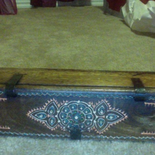 Cute Little Jewelry box is being swapped online for free