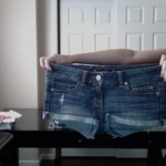 American Eagle shorts size 4 is being swapped online for free