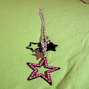 Star Necklace is being swapped online for free