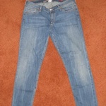 Arizona Skinny Jeans size 11 is being swapped online for free