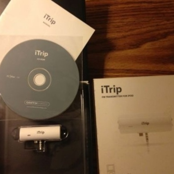 Apple ipod FM transmiter is being swapped online for free