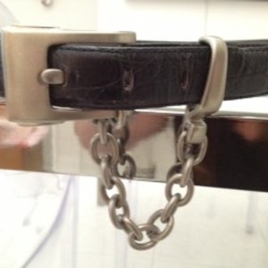 DKNY Belt  M is being swapped online for free