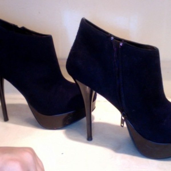 sexy charlotte russe shoes! is being swapped online for free