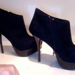 sexy charlotte russe shoes! is being swapped online for free