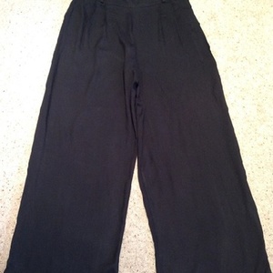 Internacionale Black Palazzo Trousers - Size UK 12. is being swapped online for free